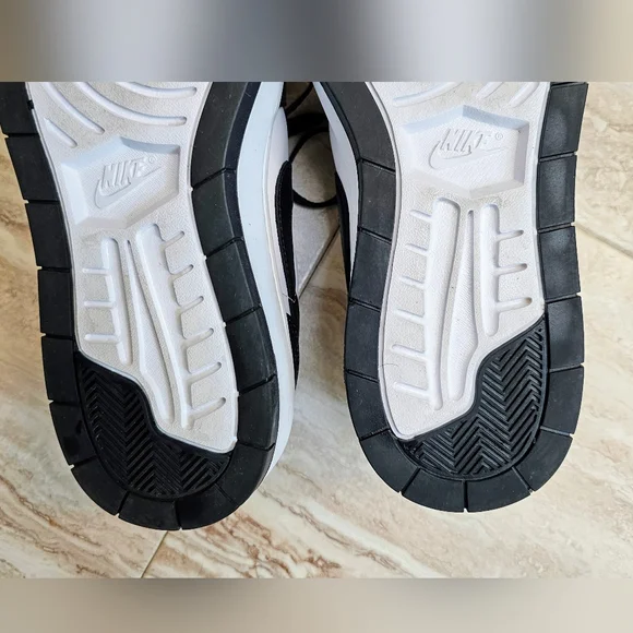 Nike Air Jordan 1 Elevate, Low Black & White. Womens 9.5 - Picture 12 of 16